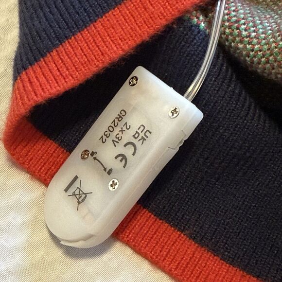 Disney Lilo & Stitch Christmas Sweater XS Lights Up Holiday Ugly Sweater Navy - Picture 8 of 9